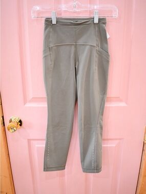 Lululemon Olive High-Waist Cropped Leggings